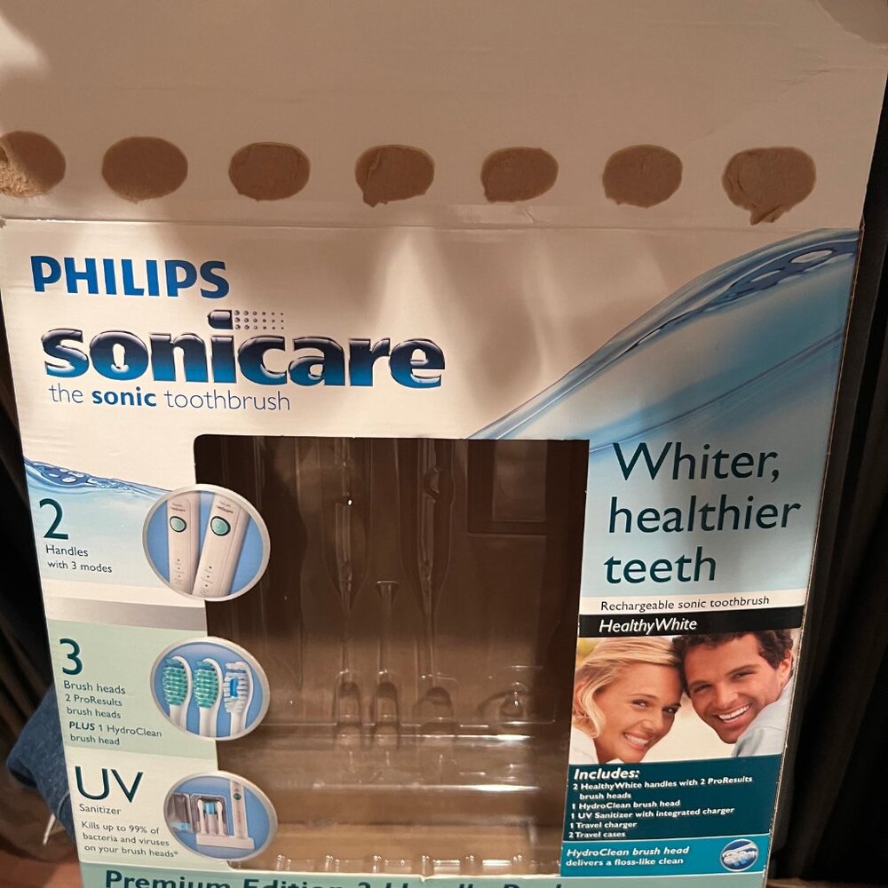 SONICARE ELECTRIC TOTH BRUSH